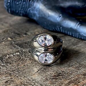 NEW Silver Mirroring Rhinestone Statement Ring